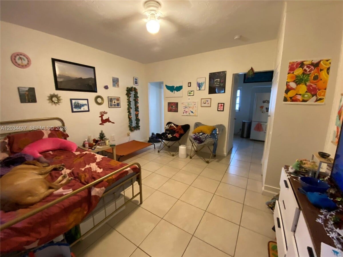 Photo - 730 SW 10th St Unit 4