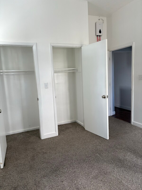 Photo - 225 W Madison St