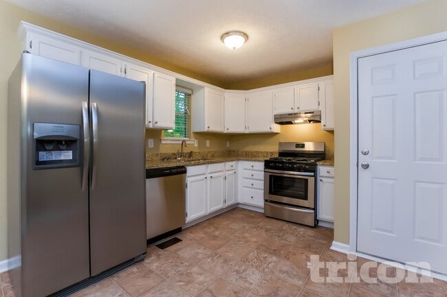 Photo - 48 Hale Haven Dr