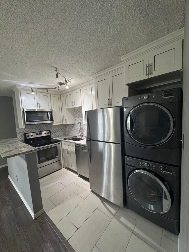 Building Photo - 1704 Baird Farm Cir Unit 4306