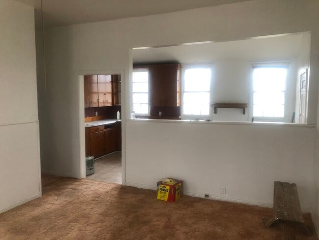 Photo - 204 SW 34th Ave