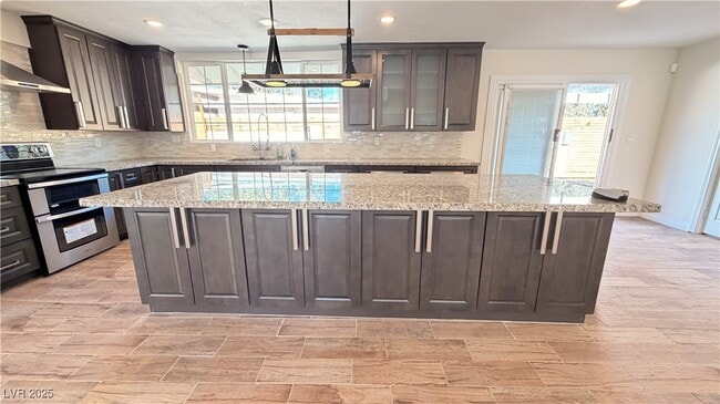 Building Photo - 1819 S Beverly Way