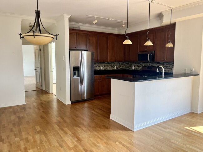 Photo - 370 Marshall Ave Unidad 503