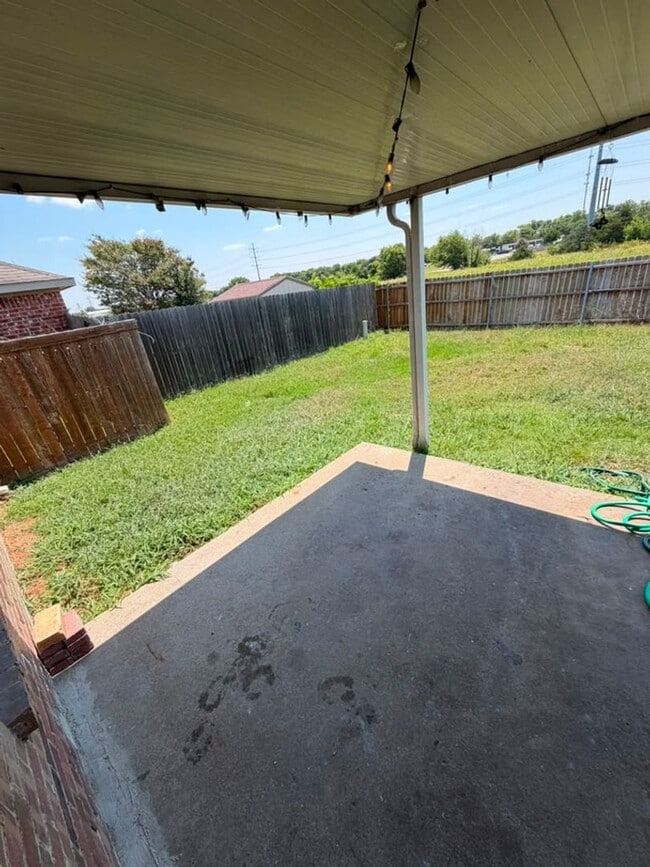 Photo - 1001 Brookhaven Dr