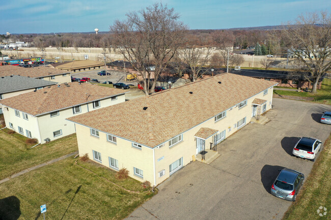 Building Photo - 2210 18 1/2 Ave NW Unit 1 Rental