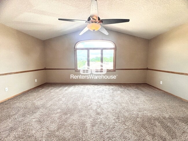 737 Kitterman Cir
