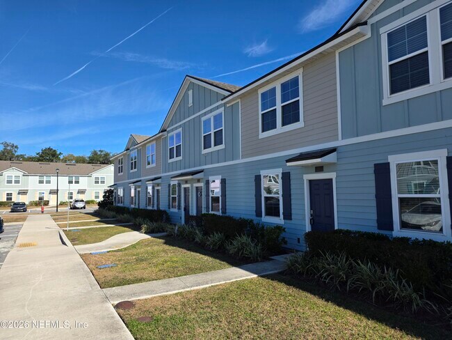 Photo - 98 Red House Cir