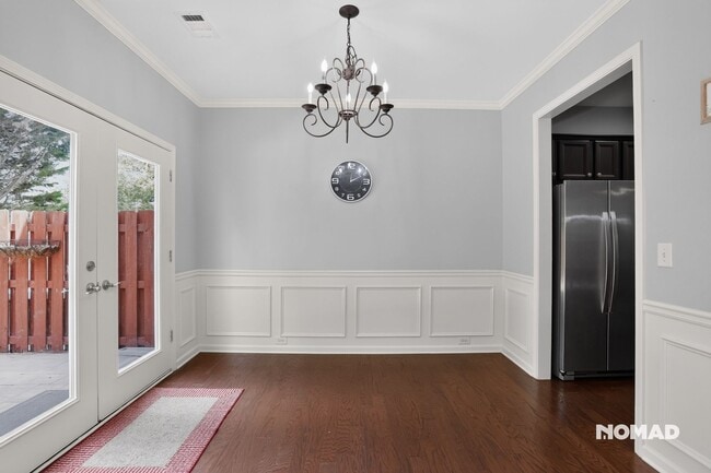 Photo - 615 Township Cir