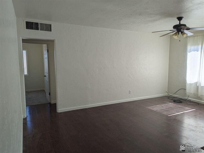 Photo - 1710 W 11th St