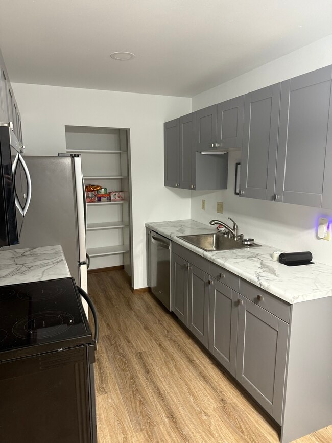 Photo - W170N11545 Armada Dr Unit Armada