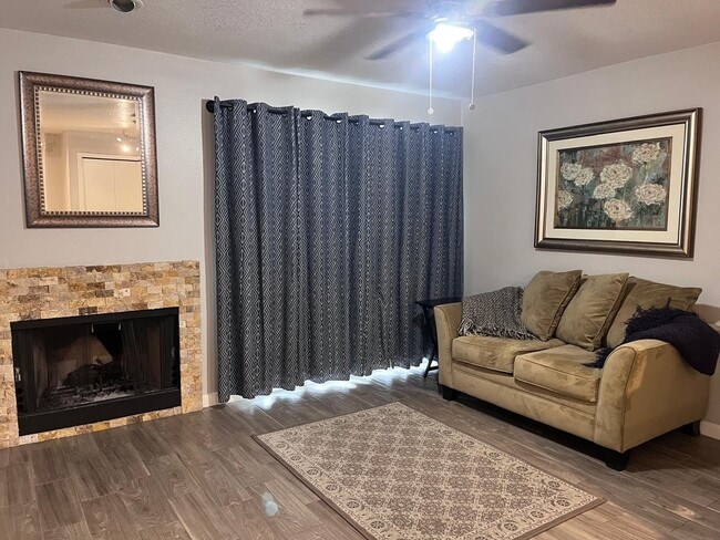 Photo - 533 W Guadalupe Rd Unit 2