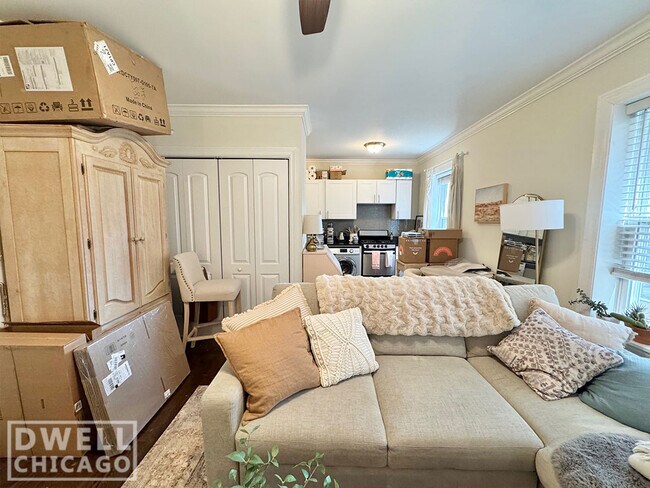 Photo - 2127 N Dayton St Unit 1