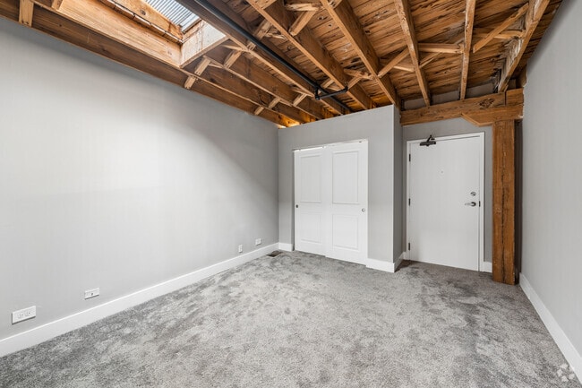 D1R 2BR, 1.5BA - 1,582SF - Primary Bedroom