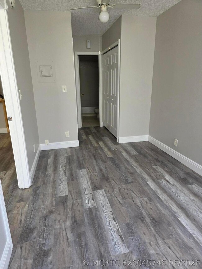 Photo - 2401 Riverside Dr Unit 411-b