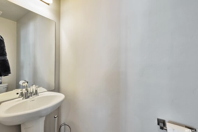 Photo - 2782 W 4140 S