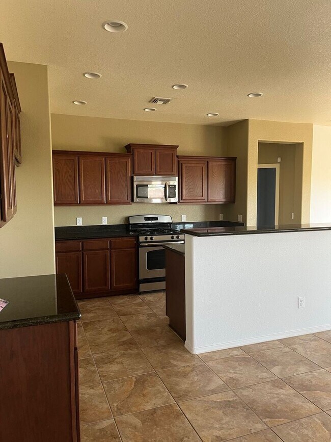 Photo - 1307 Paso Robles Ave