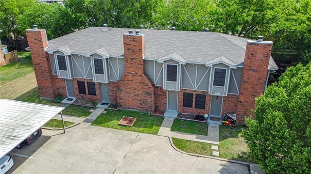 Photo - 305 Cambridge Dr