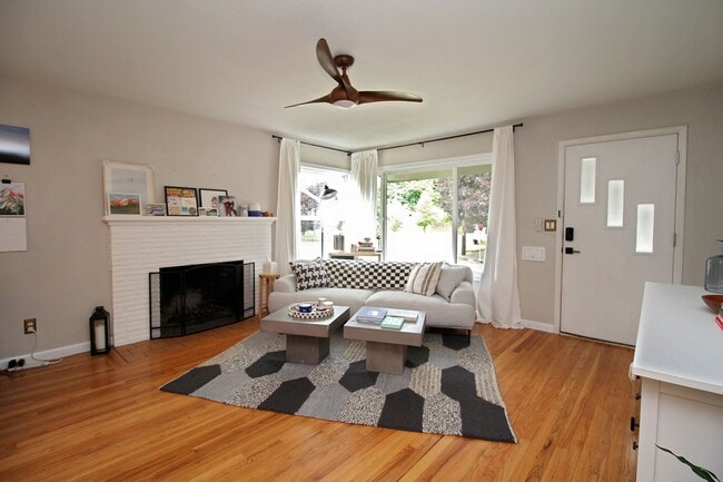 Photo - 9706 N Van Houten Ave