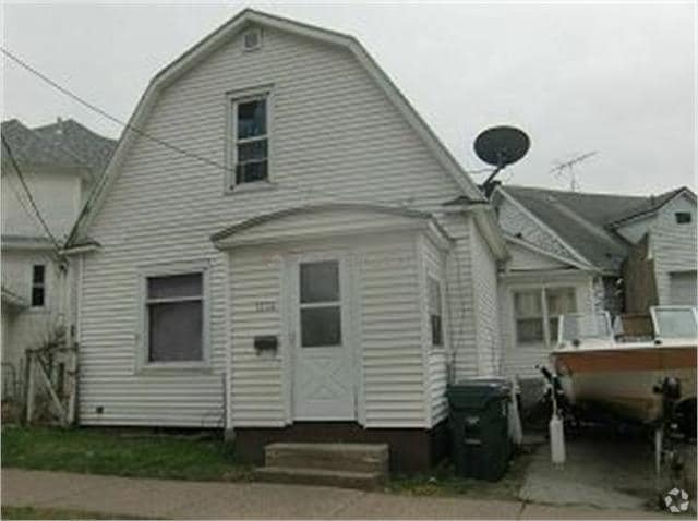 Building Photo - 1234 E 4th St Rental