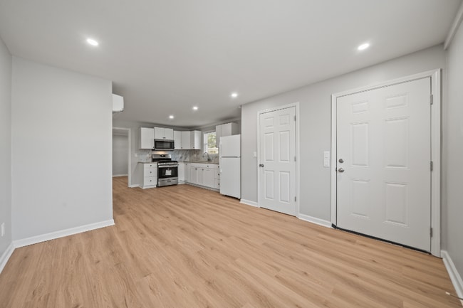 Photo - 166 Long Beach Dr