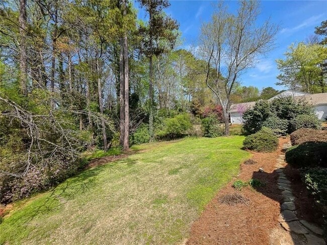 Photo - 4093 Deerbrook Way SW