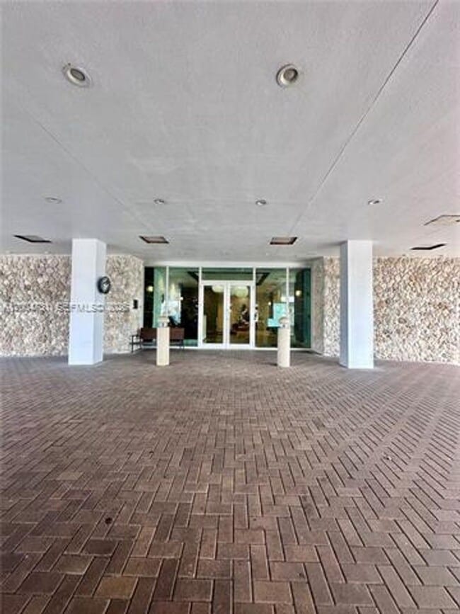 Photo - 9511 Collins Ave Unit 9511 Collins Ave # 1001