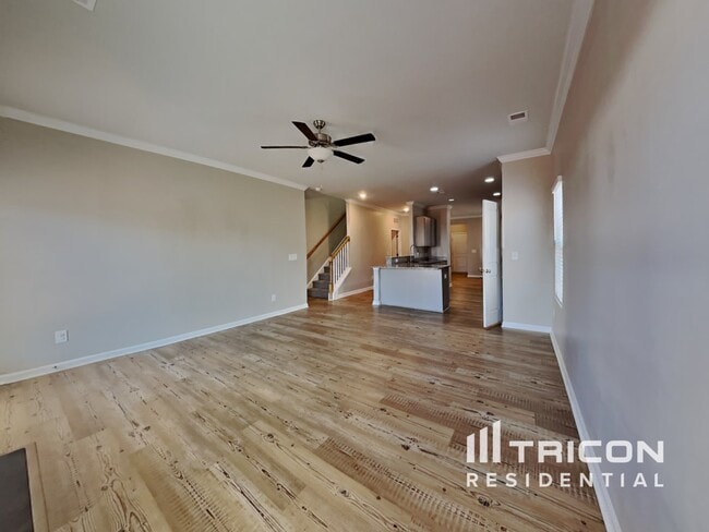 Photo - 3941 Cowen St