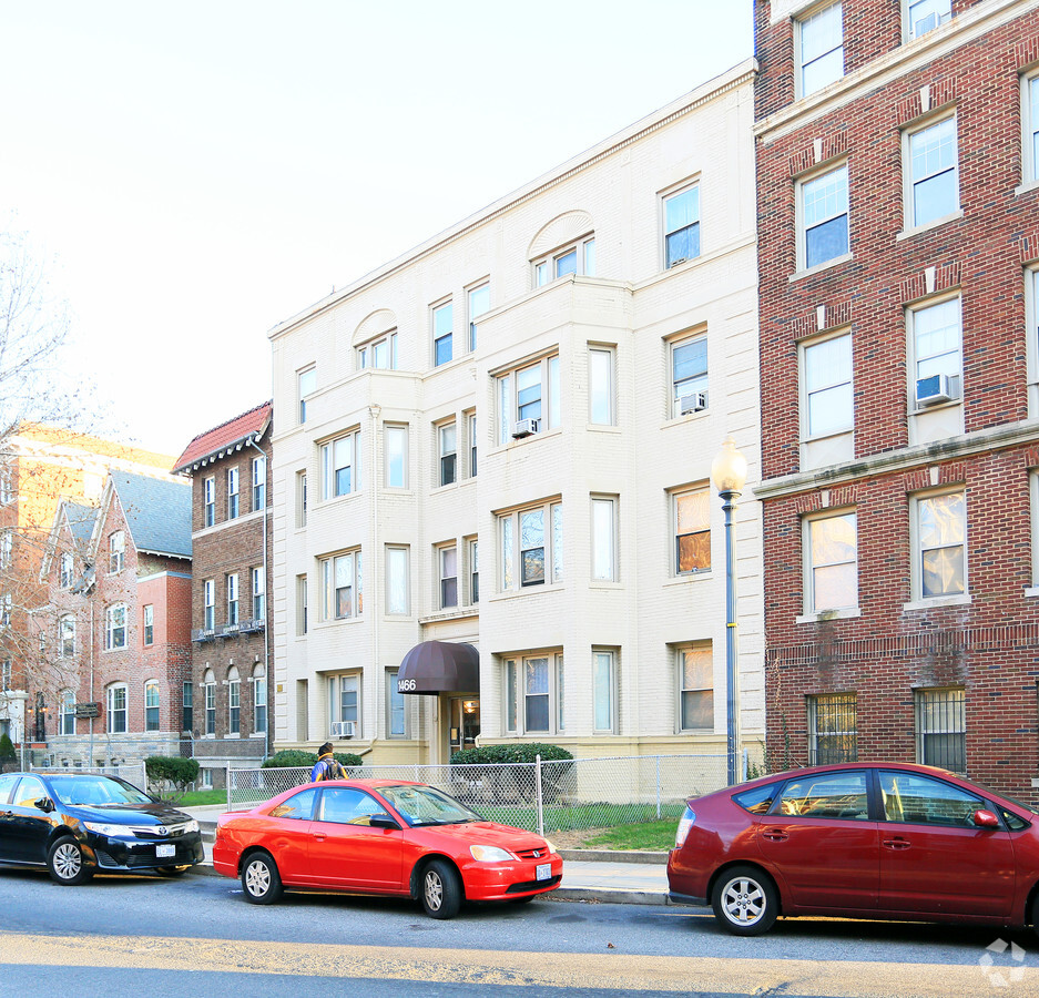 Photo - Ravenswood Apartments