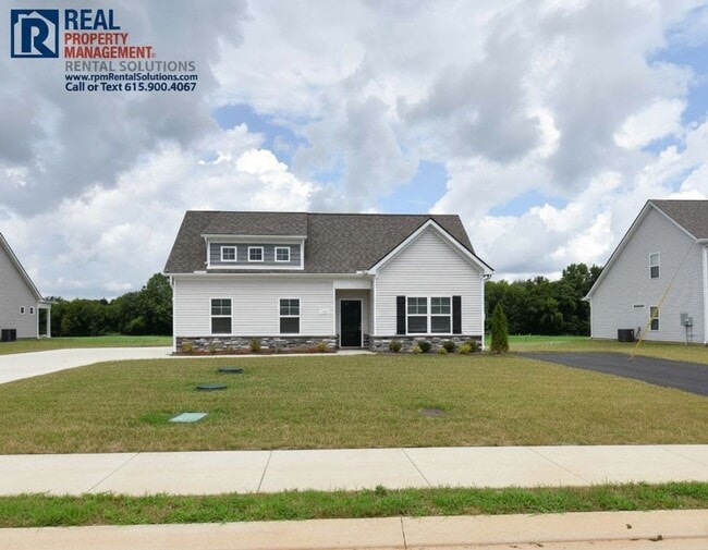Photo - Beautiful 4bd home in Walter Hill! Gorgeous upgrades, attached garage and covered patio!