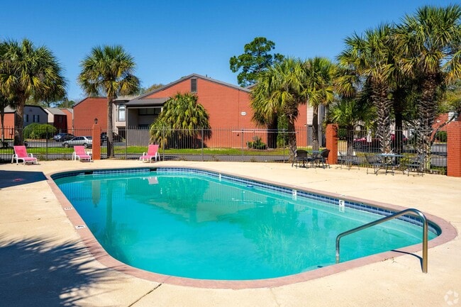 Compass Pointe Apartments