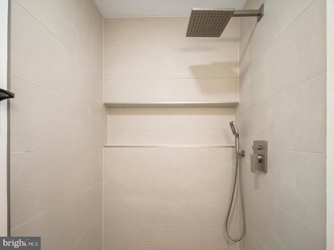 Photo - 8321 Raymond Ln