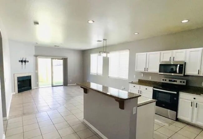 Photo - 3 Bed 2 Bath Available Now!! Contact Property Pros Property Management for more details