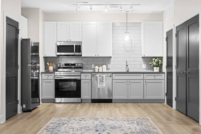 Parkview Spring Hill Apartments