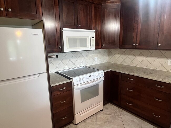 Photo - 134 14th St NE