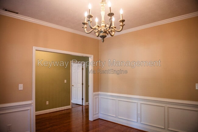 Photo - 242 Stonington Dr