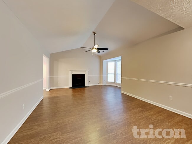 Photo - 1858 Hickory Creek Ct NW