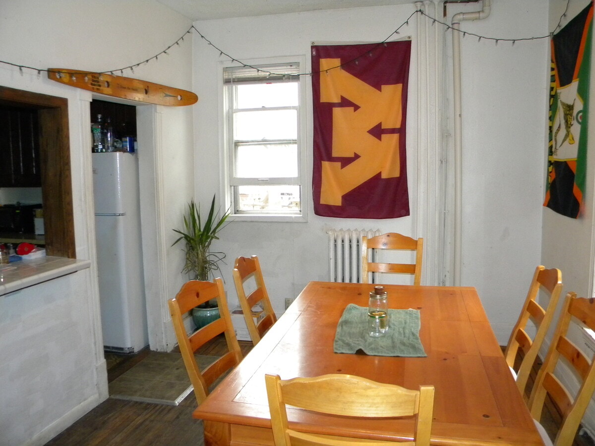 Photo - 1203 8th St SE