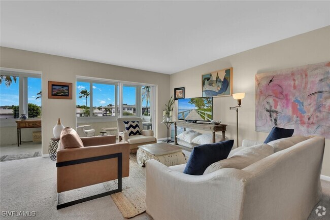 Building Photo - 3410 Gulf Shore Blvd N Unit 302 Rental