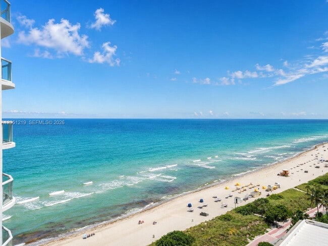 Building Photo - 6365 Collins Ave Unit 1705