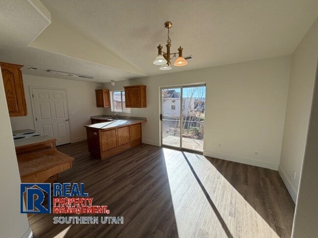 Photo - 2 Bedroom downtown