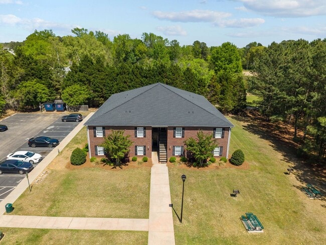 Photo - FULLY FURNISHED EXCLUSIVE SHORT AND MIDTERM RENTAL ONLY!