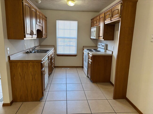 Photo - 2BR, 2BA, 2 Car Garage Duplex