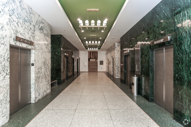 Elevator Lobby - Mosaic Dallas