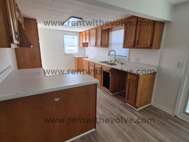 Photo - 3425 S Dayton Ave