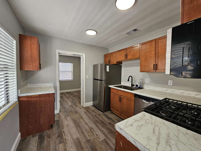 Photo - Fully fenced in Titusville