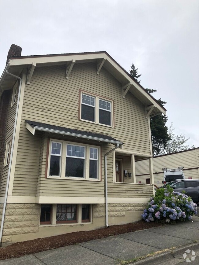 Building Photo - 1304 Ellis St Unit #201 Rental