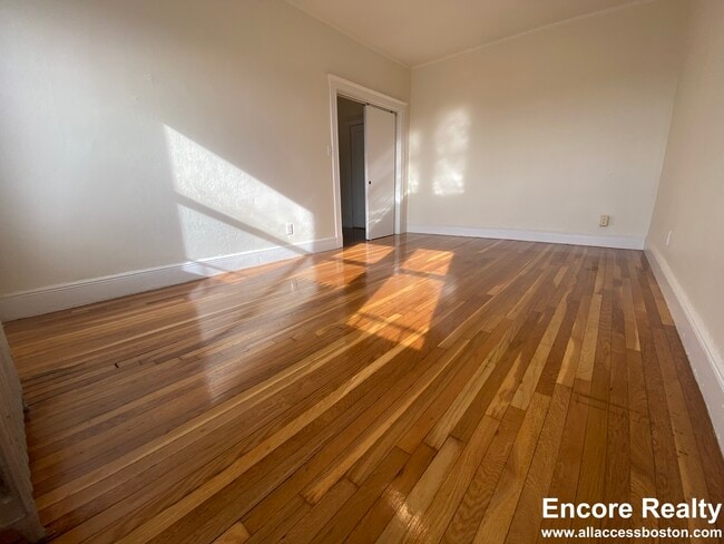 Photo - 1820 Commonwealth Ave Unit 27