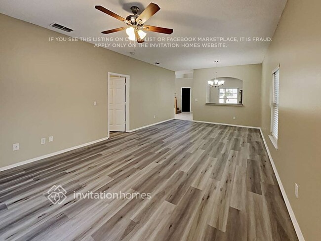 Photo - 1710 Mandavilla Dr