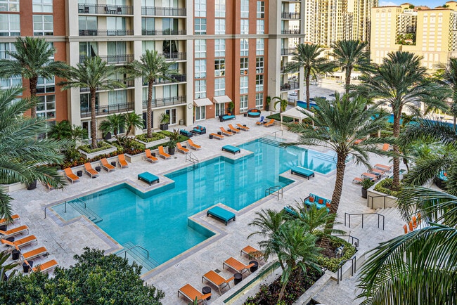 Photo - 550 Okeechobee Blvd Unit 1118