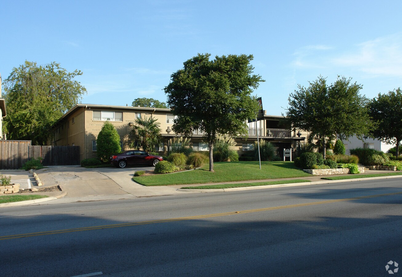 Photo - Upper E - Driftwood (OLD)